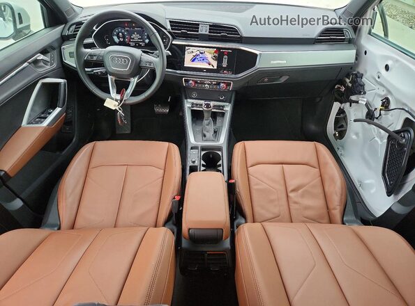 WA1DECF31S1081734 2025 AUDI Q3 White 