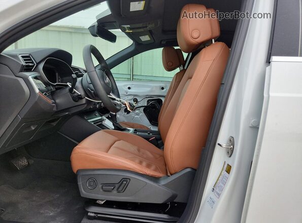 WA1DECF31S1081734 2025 AUDI Q3 White 