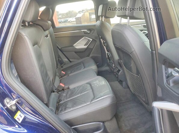 WA1DECF32M1112749 2021 AUDI Q3 Blue Rear interior view