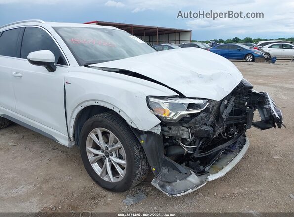 WA1DECF32R1070378 2024 AUDI Q3 White Դիմացի տեսք