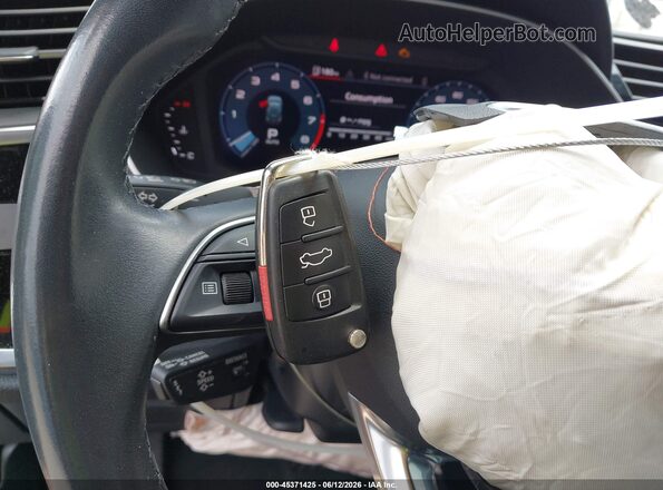 WA1DECF32R1070378 2024 AUDI Q3 White Առջևի վահանակի տեսք