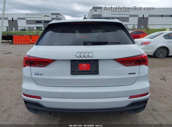 WA1DECF32R1070378 2024 AUDI Q3 White 