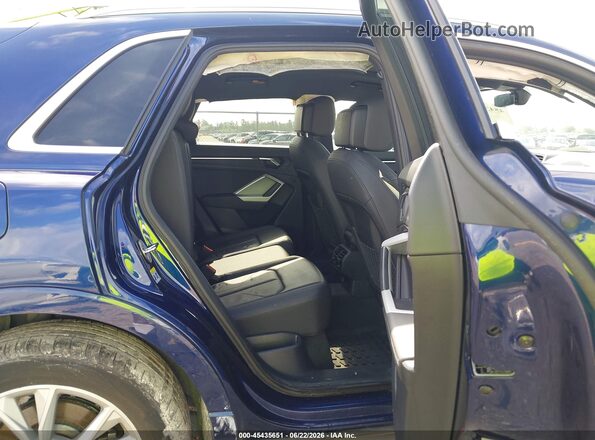 WA1DECF33N1143638 2022 AUDI Q3 Blue VIN sticker view
