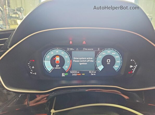 WA1DECF33R1055842 2024 AUDI Q3 Blue Widok zestawu wskaźników