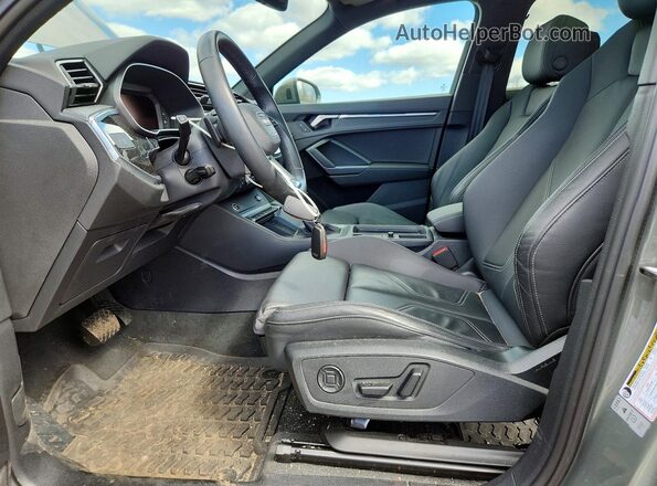 WA1DECF33R1125002 2024 AUDI Q3 Gray 