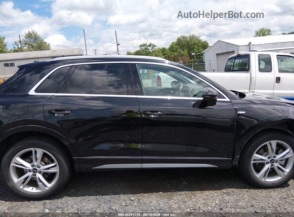 WA1DECF34R1133724 2024 AUDI Q3 Black უკანა სალონის ხედი