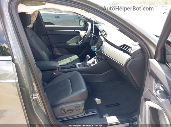 WA1DECF34S1035301 2025 AUDI Q3 Green წინა სალონის ხედი