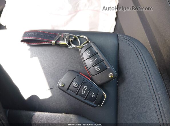 WA1DECF34S1035301 2025 AUDI Q3 Green წინა პანელის ხედი