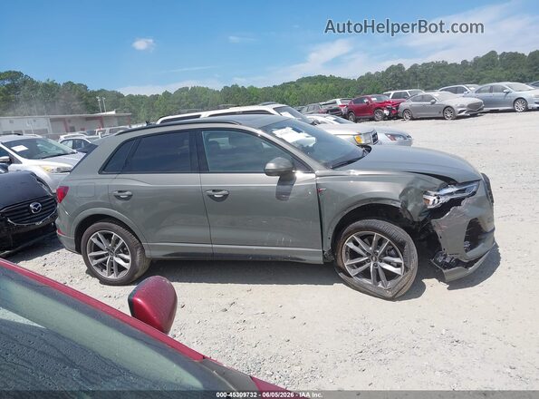WA1DECF35S1025747 2025 AUDI Q3 Gray Widok wnętrza z tyłu