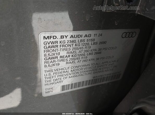 WA1DECF35S1025747 2025 AUDI Q3 Gray Widok komory silnika
