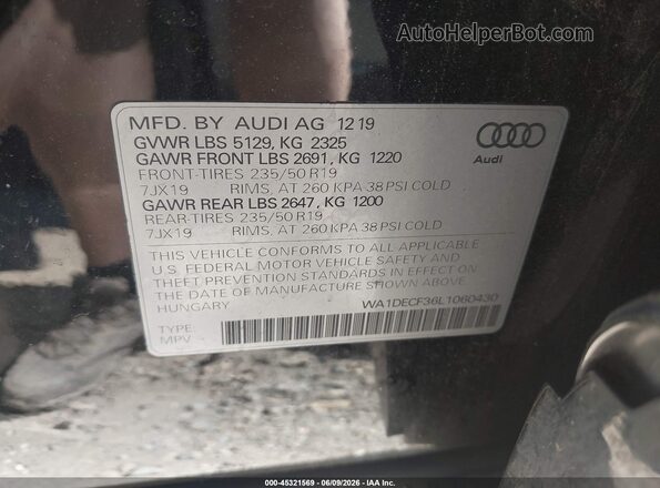 WA1DECF36L1060430 2020 AUDI Q3 Black ძრავის განყოფილების ხედი