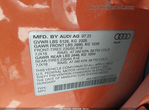 WA1DECF36N1149871 2022 AUDI Q3 Orange Widok komory silnika