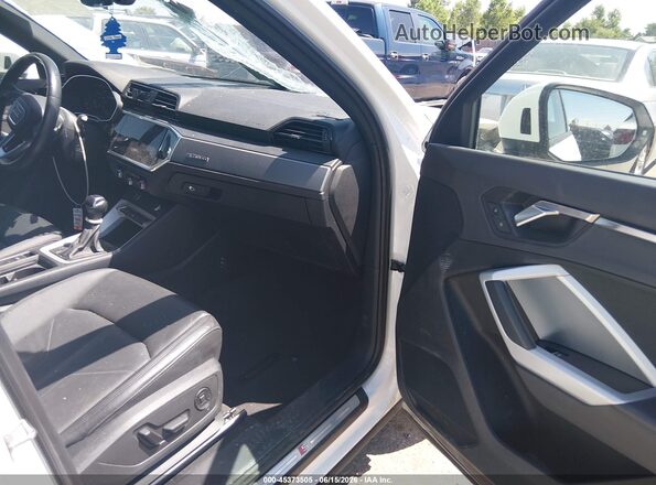 WA1DECF36P1048509 2023 AUDI Q3 White Սալոնի դիմացի տեսք