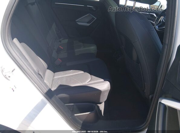 WA1DECF36P1048509 2023 AUDI Q3 White VIN կոդի պիտակի տեսք