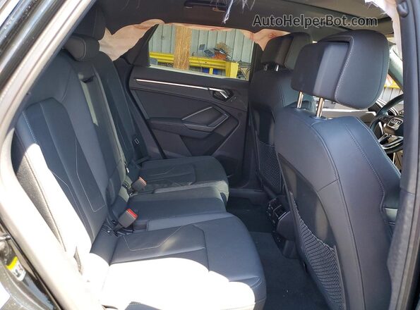 WA1DECF38P1140947 2023 AUDI Q3 Black 