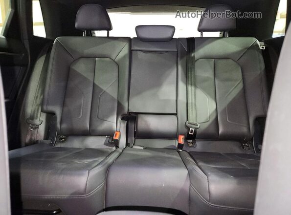 WA1DECF38R1060163 2024 AUDI Q3 Black Rear seats view