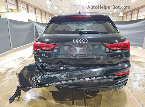 WA1DECF38R1060163 2024 AUDI Q3 Black Rear view