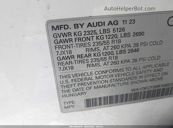 WA1DECF39R1069258 2024 AUDI Q3 White Вид підкапотного простору