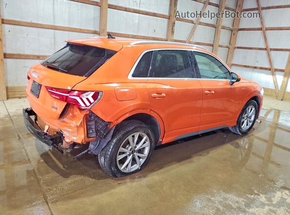 WA1DECF39S1061246 2025 AUDI Q3 Orange Rear right