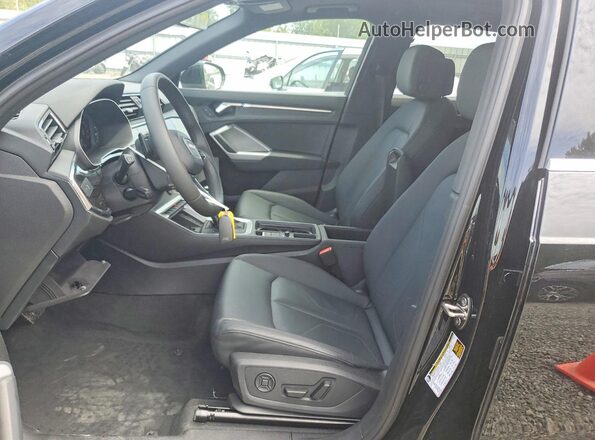 WA1DECF3XS1088293 2025 AUDI Q3 Black Front interior view