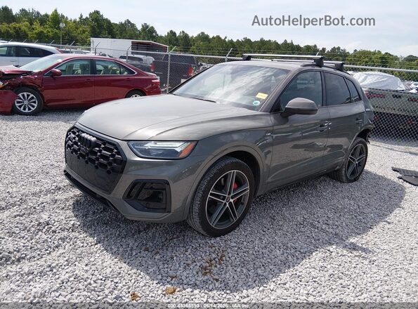 WA1E2AFY0R2121125 2024 AUDI Q5 Green Առջևի ձախ երեք քառորդ տեսարան