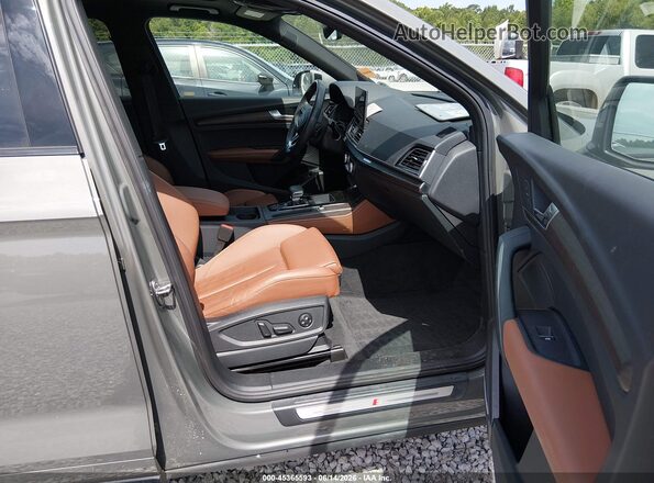 WA1E2AFY0R2121125 2024 AUDI Q5 Green Սալոնի դիմացի տեսք