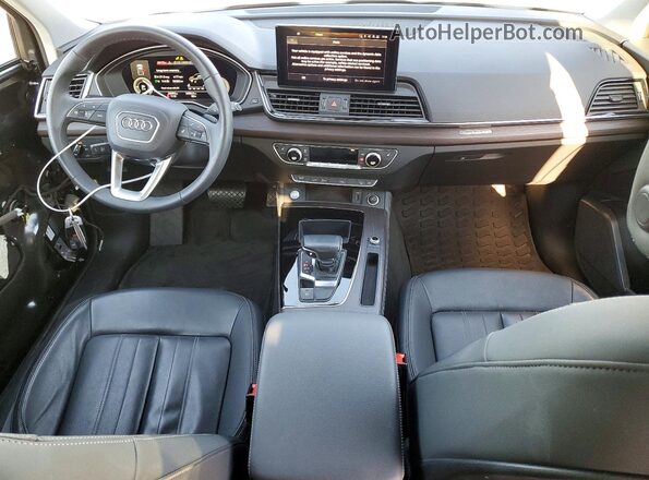 WA1E2AFY2M2136539 2021 AUDI Q5 Black 