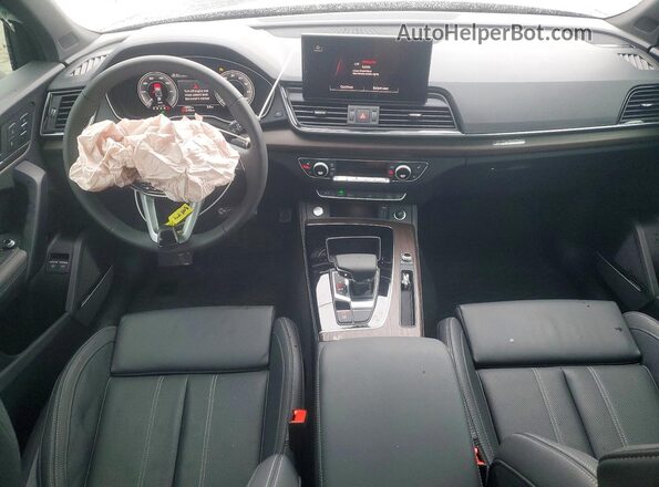 WA1E2AFY2R2121854 2024 AUDI Q5 Black Вид панелі приладів