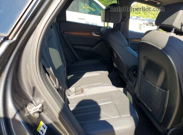 WA1E2AFY3R2124794 2024 AUDI Q5 Gray Rear interior view