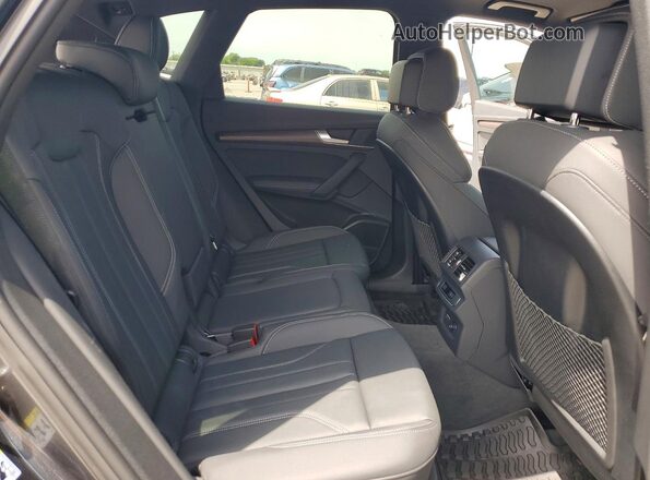 WA1E2AFY5S2064474 2025 AUDI Q5 Gray Rear interior view