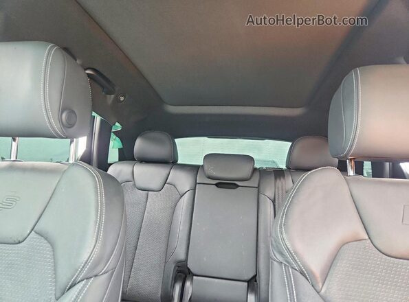 WA1E2AFY6N2018219 2022 AUDI Q5 Gray 