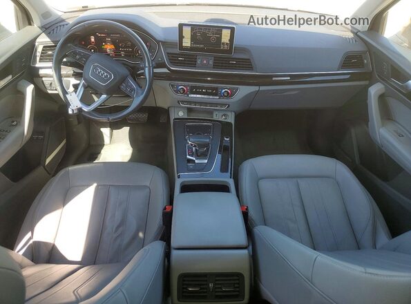 WA1E2AFY7L2062596 2020 AUDI Q5 Gray Dashboard view