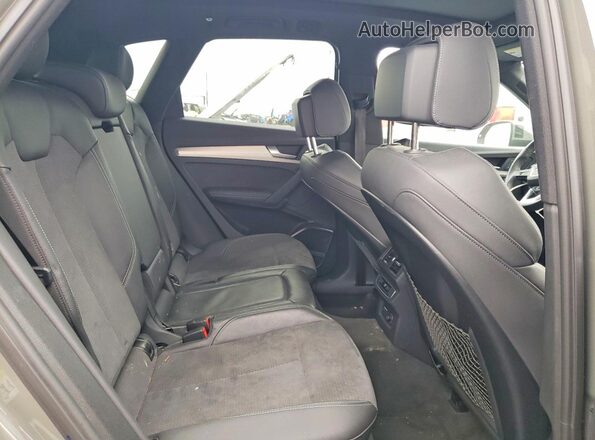 WA1E2AFY9P2022042 2023 AUDI Q5 Charcoal Հետևի նստատեղերի տեսք