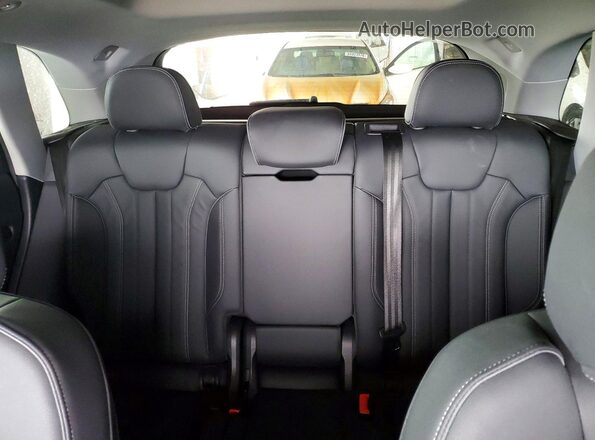 WA1E2AFY9R2074273 2024 AUDI Q5 White Հետևի նստատեղերի տեսք
