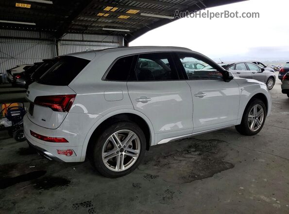 WA1E2AFY9R2074273 2024 AUDI Q5 White Հետևի աջ