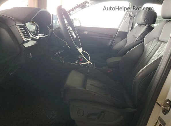 WA1E2AFY9R2074273 2024 AUDI Q5 White Սալոնի դիմացի տեսք