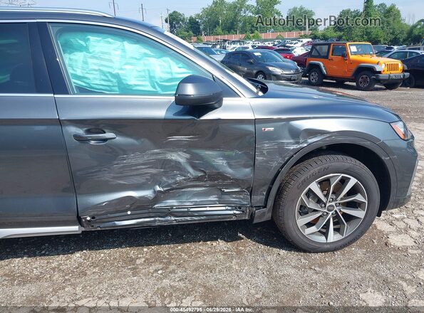 WA1EAAFY2R2076319 2024 AUDI Q5 Gray Vista frontal