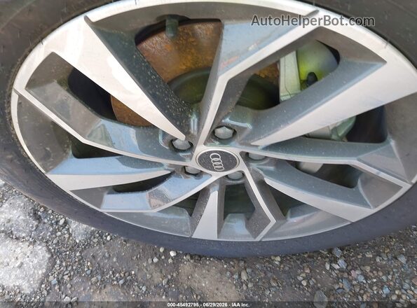 WA1EAAFY2R2076319 2024 AUDI Q5 Gray Vista del cuadro de instrumentos