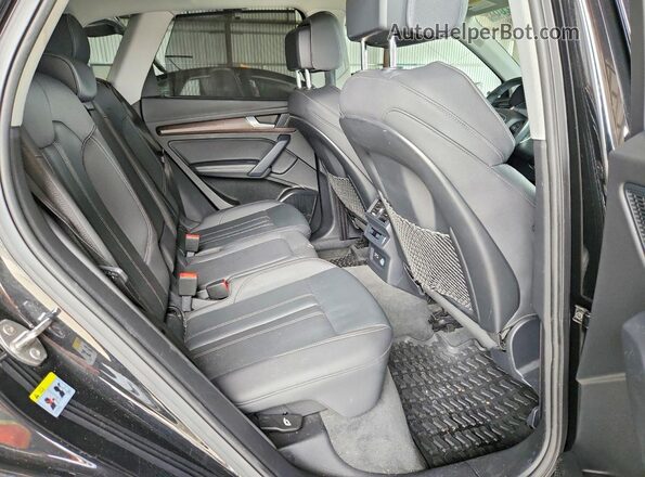 WA1EAAFY5N2014732 2022 AUDI Q5 Black უკანა სალონის ხედი