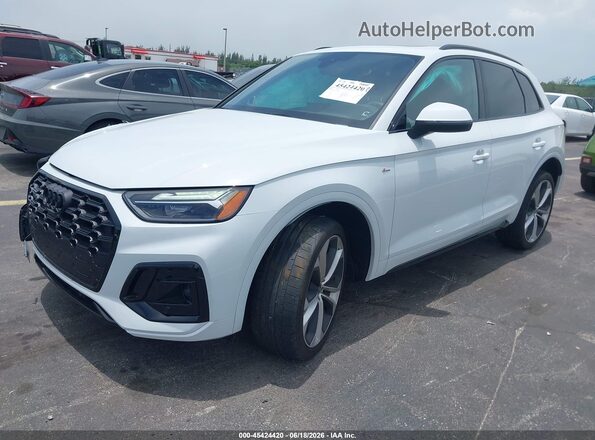 WA1EAAFY7S2013920 2025 AUDI Q5 White Передня ліва чверть