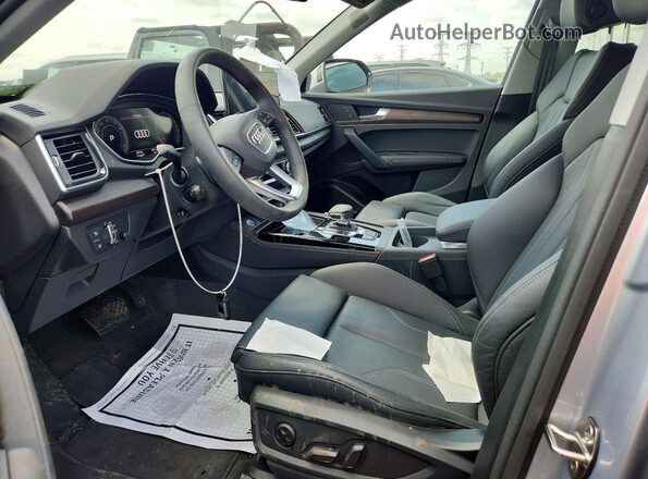 WA1EABFY7R2088617 2024 AUDI Q5 Silver Widok wnętrza z przodu