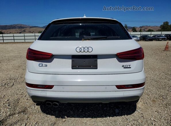 WA1ECCFS0HR007622 2017 AUDI Q3 White Հետևի տեսք