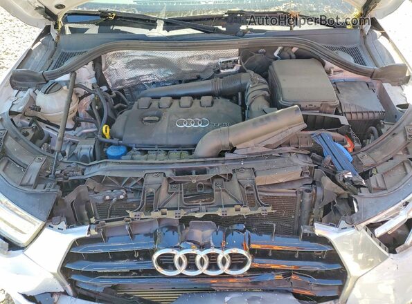 WA1ECCFS0HR007622 2017 AUDI Q3 White Շարժիչի բաժամունքի տեսք