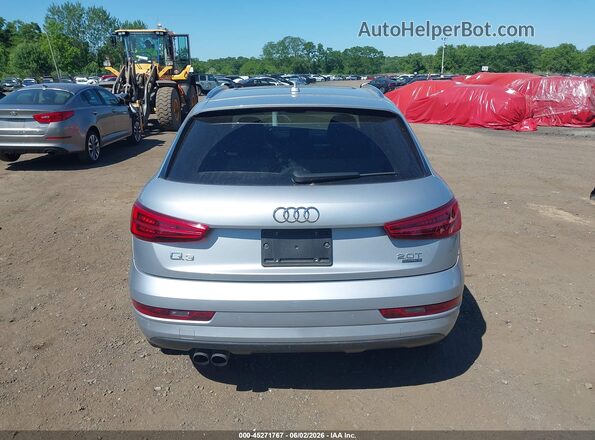WA1ECCFS0JR022076 2018 AUDI Q3 Silver 