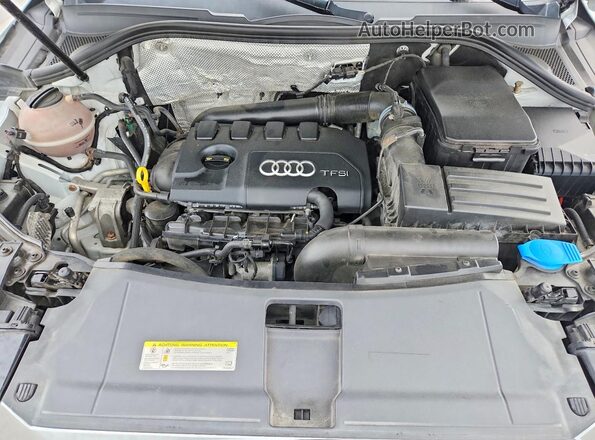 WA1ECCFS5HR007695 2017 AUDI Q3 White Շարժիչի բաժամունքի տեսք