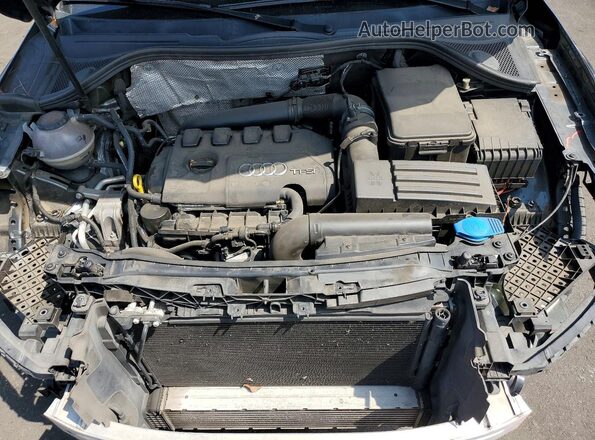 WA1ECCFS6JR026276 2018 AUDI Q3 Gray 
