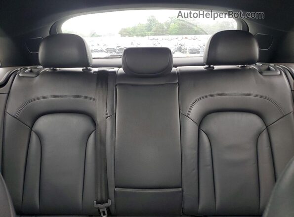 WA1ECCFS9JR025249 2018 AUDI Q3 Gray Հետևի նստատեղերի տեսք
