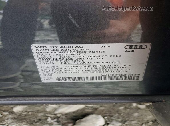 WA1ECCFS9JR025249 2018 AUDI Q3 Gray VIN կոդի պիտակի տեսք