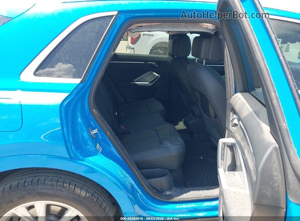WA1EECF30N1149305 2022 AUDI Q3 Blue VIN კოდის სტიკერის ხედი