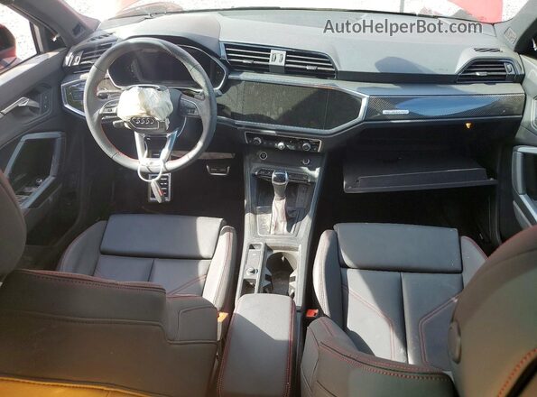 WA1EECF30S1109270 2025 AUDI Q3 Red 